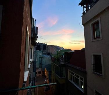 Taksim Hostel | Hostel Nelly