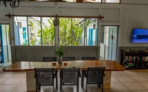 Playa Guiones House | Hostel Nosara