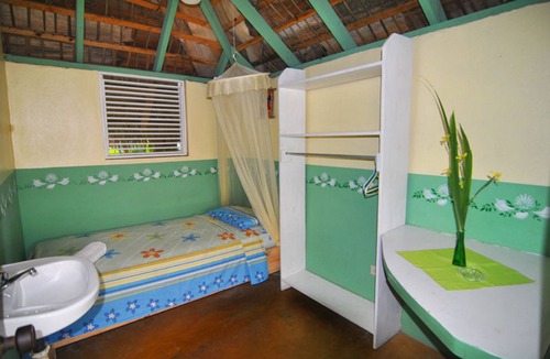 ProCab Hostel | Hostel room with shared bathroom on tropical lagoon