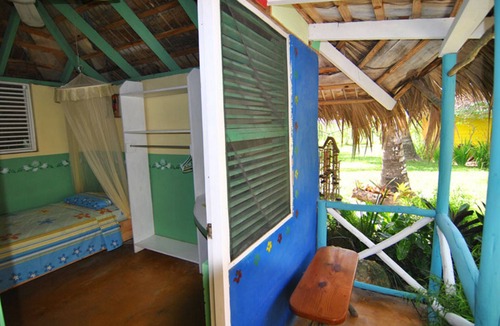 ProCab Hostel | Hostel room with shared bathroom on tropical lagoon