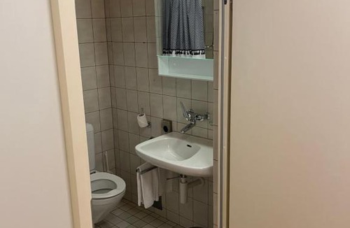 Zuchwil Hostel | HoStel Self Check-In Solothurn