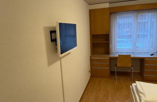 Zuchwil Hostel | HoStel Self Check-In Solothurn