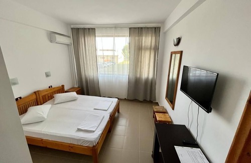Costinesti Hostel | Hostel Stefania