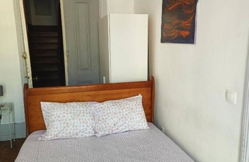 Cacilhas Apartment | Hostel Sun River - Double Room with Balcony