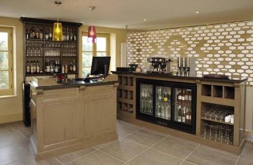 Saint-Galmier Hotel | Hostellerie du Forez