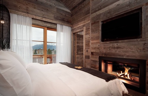 Lens Hotel | Hostellerie du Pas de L'Ours Relais et Chateaux