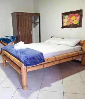 Marinilla Hotel | HOSTERÍA BRISAS DEL RÍO