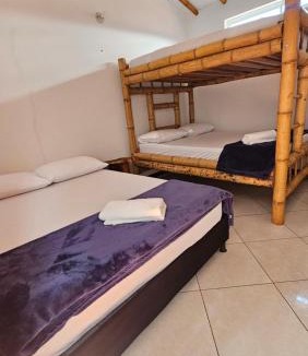 Marinilla Hotel | HOSTERÍA BRISAS DEL RÍO