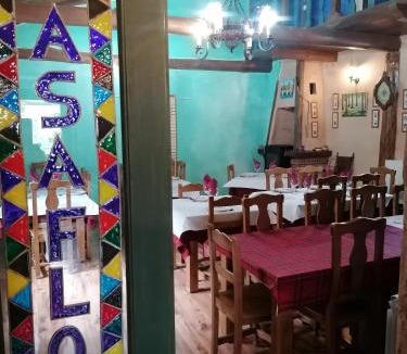 Murias de Rechivaldo Hotel | Hostería Casa Flor