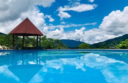 Zamora Chinchipe Hotel | Hostería Tierra Dorada