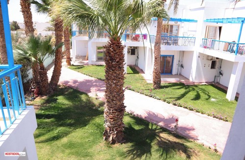 Al Mamsha El Seyahi Ski Chalet | Hostgool Chalets in mirage bay Resort &aqua park