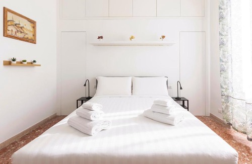 Rione XIV Borgo Apartment | Hostly-Maison Sant'Angelo-Few steps from Vatican