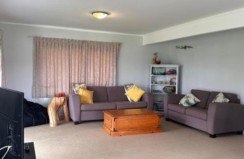 Whangamata House | Hosts on the Coast Dad's Place