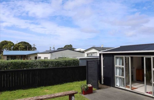 Whangamata House | Hosts on the Coast Sandy Toes on Sylvia