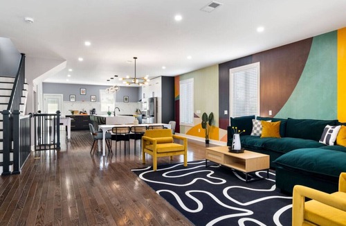 Lower Lawrenceville House | ★ HostWise Stays ★ Family Rooftop Bliss w/City Views|Grill & Parking