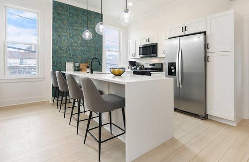 Mount Washington House | ★ HostWise Stays ★ Skyline City Views & Rooftop Bar at Mt. Washington