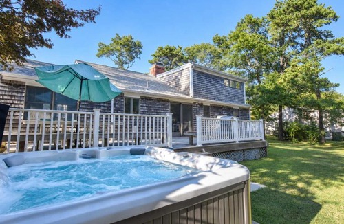 Brewster House | Hot Tub 1 Mile to Swimming on Long Pond