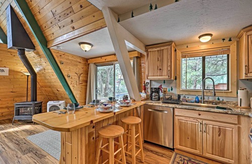 Overgaard Cabin | Hot Tub, Fire Pit & Deck: Overgaard Cabin!