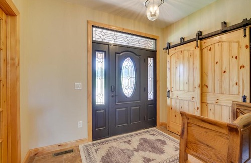 Sturgis House | Hot Tub + Golf Course Views: Luxe Sturgis Home!