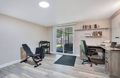 West De Land House | Hot tub hideaway, pet friendly retreat minutes from lake, river, downtown DeLand