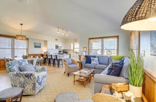 Sea Retreat House | Hot Tub & Ocean Views: Kitty Hawk Haven!
