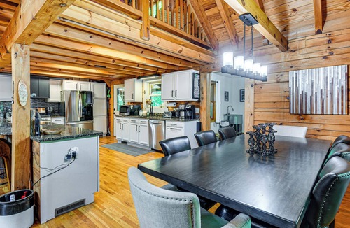 Moneta Cabin | Hot Tub & Patio: Bedford Log Cabin on 10 Acres!