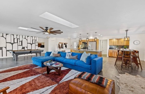 Williams House | Hot Tub Pool Table Bocce Ball Court Mountain Views