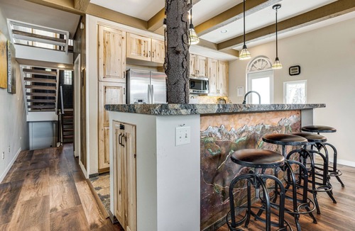 Dillon House | Hot Tub Relaxation: Luxe Summit Gem w/Mtn Views
