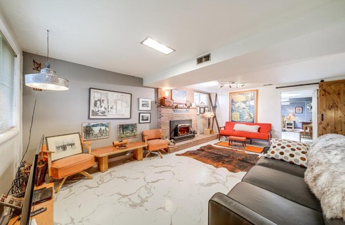 Clarkston Heights-Vineland Apartment | Hot Tub & Sweeping Views: Apt in Clarkston!