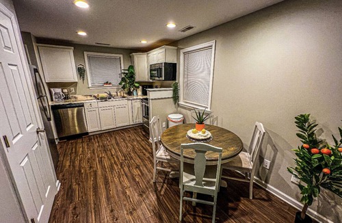 Georgetown House | Hot Tub Tiny Home Hideaway Near Horse Park and Ark