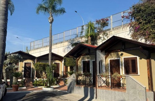 Giugliano in Campania Hotel | Hotel 2000