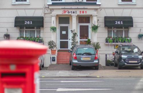 Askew Hotel | Hotel 261