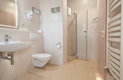 Burghausen-Rueckmarsdorf Hotel | Hotel 3 Linden
