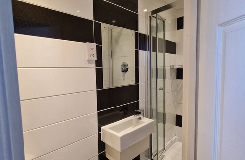 Addison Hotel | Hotel 65