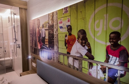Neutraubling Hotel | Hotel 7 Continents