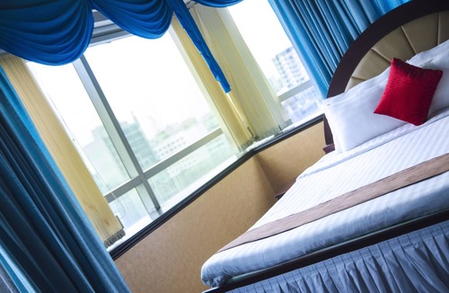 Dhaka Hotel | Hotel 71