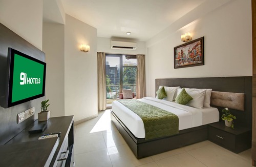 Sector 39 Hotel | Hotel 91 Medanta