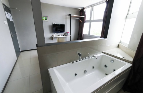 Klang Hotel | Hotel 99 - Bandar Botanik Klang