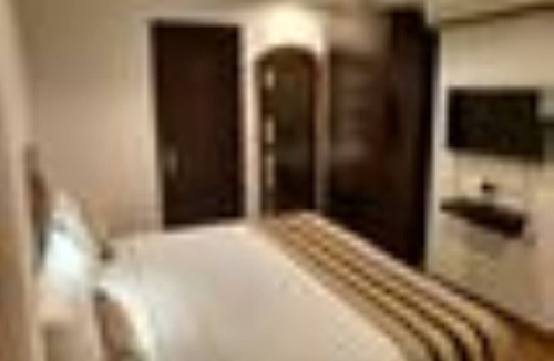 Safdarjung Enclave House | Hotel Aaron Castle (A Home away Home)