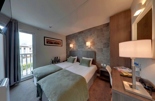 Villebon-sur-Yvette Hotel | Hotel Acadie Villebon-sur-Yvette