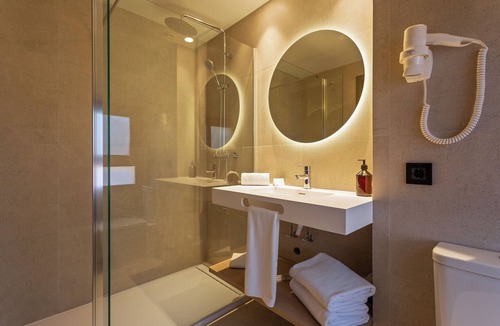 Las Acacias Hotel | Hotel Acta Piramides