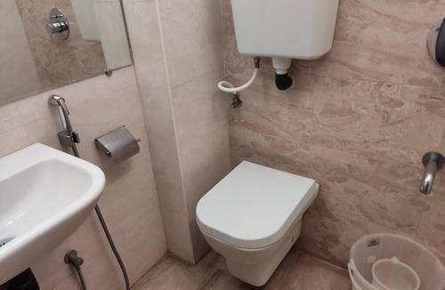 Erode Hotel | HOTEL ADHIKRISHNA ARCADE