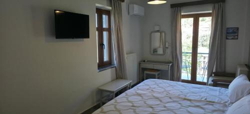 Mithimna Hotel | Hotel Adonis