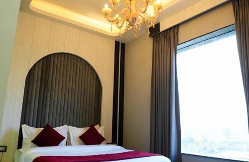 Gajraula Hotel | Hotel Adsan Heights