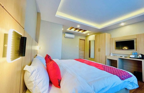 Sinamangal Hotel | Hotel Aerocity