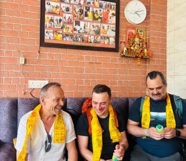 Agra Hotel | Hotel Agarwal Palace & Restaurant Walkable Distance From Agra Cantt Railway Station 150 meters