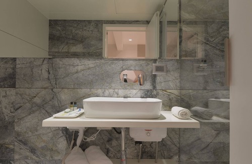 Park Road Hotel | Hotel Airlink