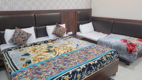 Agra Hotel | Hotel Akash Inn