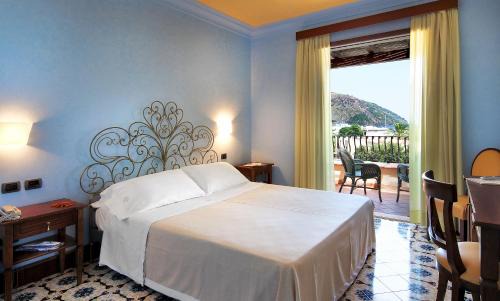 Lipari Historic Centre Hotel | Hotel Aktea