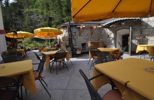 Livinallongo del Col di Lana Hotel | Hotel Al Forte